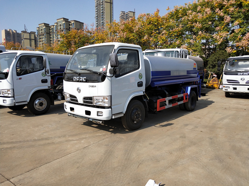 东风洒水车 东风洒水车