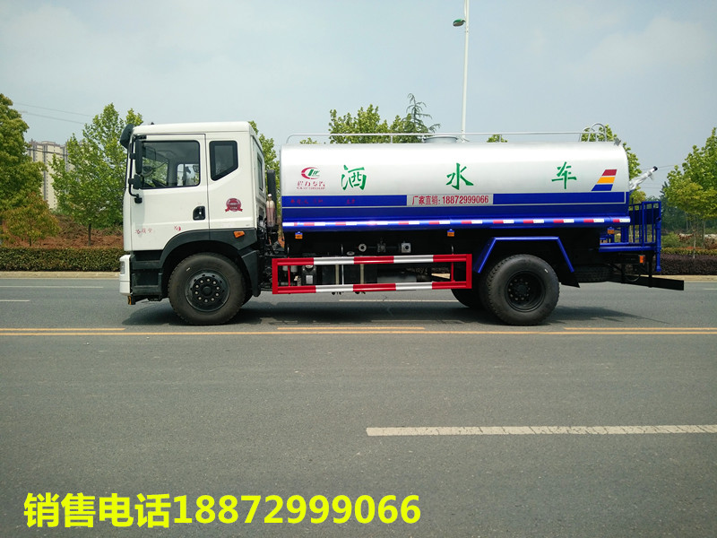 东风15吨洒水车图片大全 东风15吨洒水车图片大全