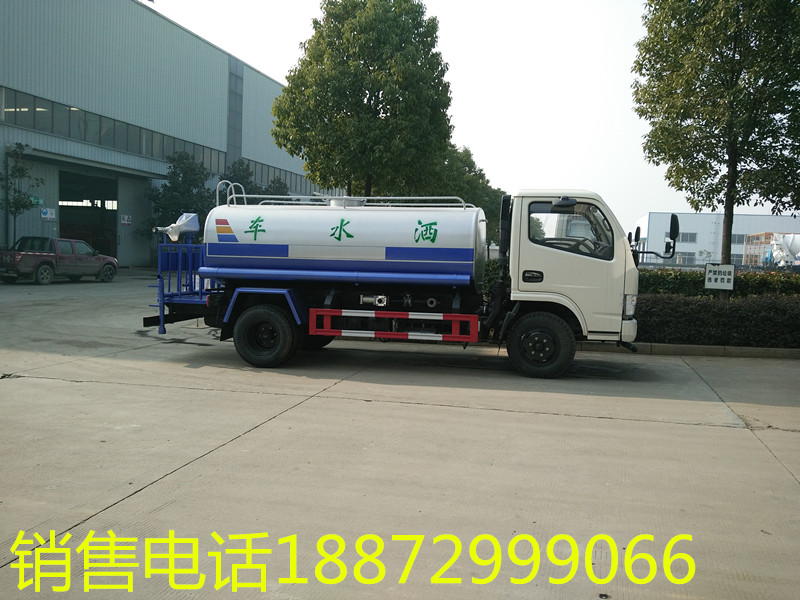 5吨洒水车 5吨洒水车