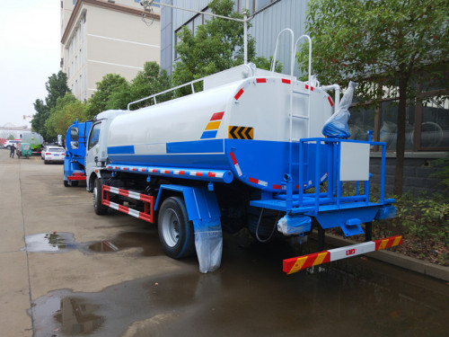国五洒水车︱10吨天然气洒水车 国五洒水车︱10吨天然气洒水车