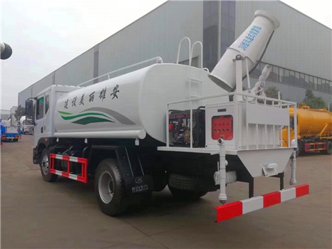 12吨洒水车 12吨洒水车