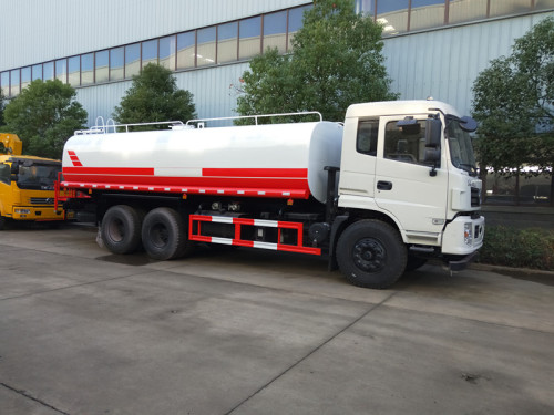 东风后双桥洒水车 东风后双桥洒水车