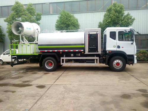 东风洒水车 东风洒水车