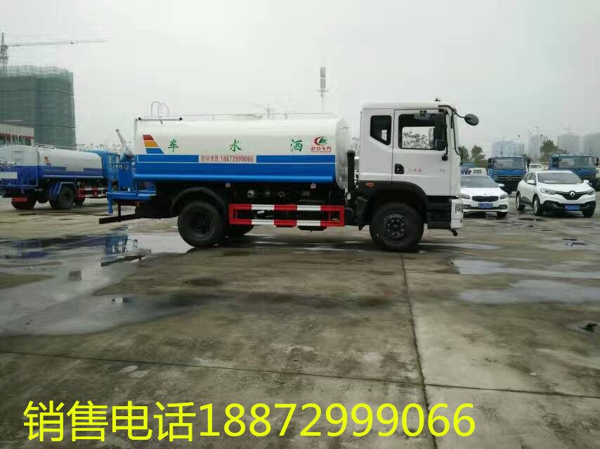 东风洒水车厂家 东风洒水车厂家