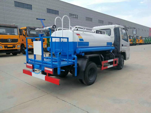 小型绿化洒水车 小型绿化洒水车