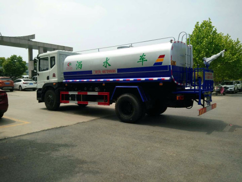 多功能环卫洒水车 多功能环卫洒水车