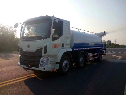 东风柳气前四后四洒水喷雾车 东风柳气前四后四洒水喷雾车