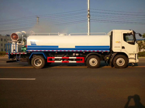 东风柳气前四后四洒水喷雾车 东风柳气前四后四洒水喷雾车