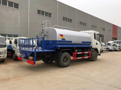 东风12吨洒水车多少钱一辆 东风12吨洒水车多少钱一辆