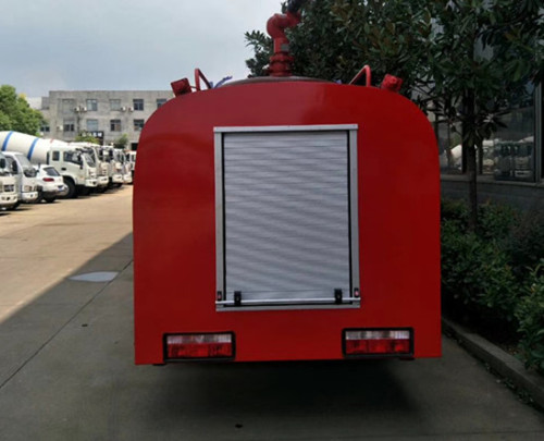 5吨洒水车 5吨洒水车