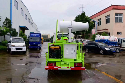 3吨洒水车 3吨洒水车