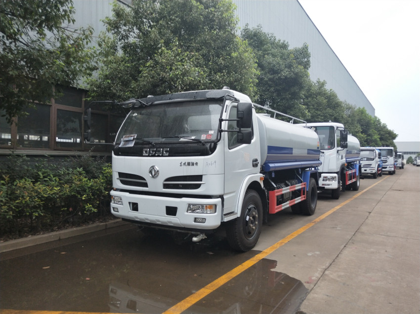 环保洒水车 环保洒水车