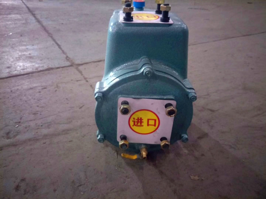 洒水车水泵图片 洒水车水泵图片