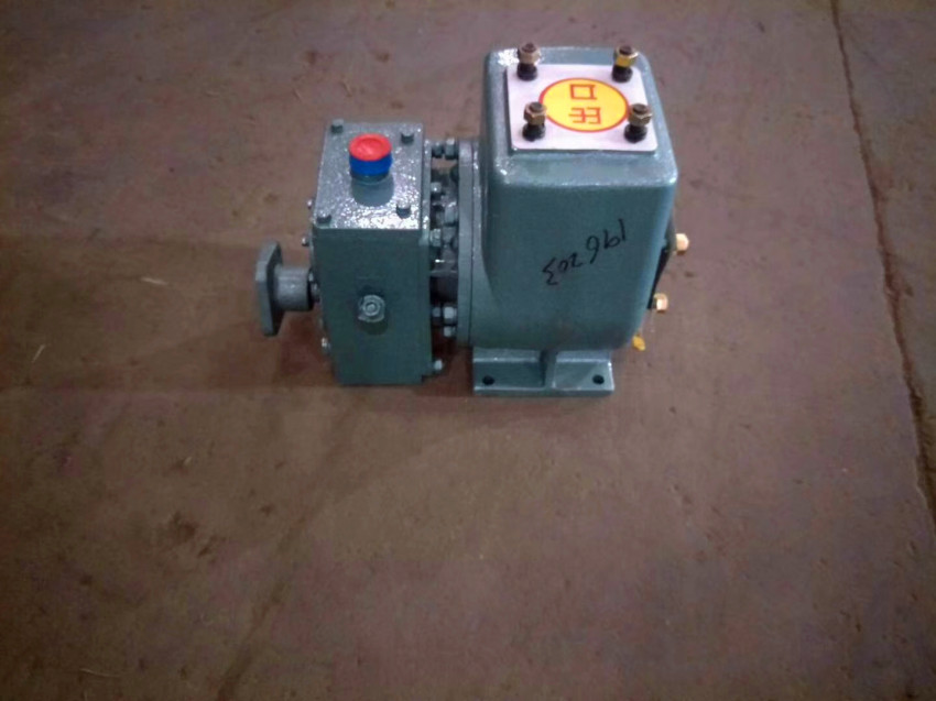 洒水车水泵图片 洒水车水泵图片