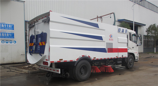 清扫车的日常维护 清扫车的日常维护