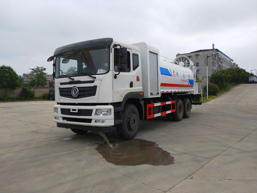 ����13������˫���ֳ���