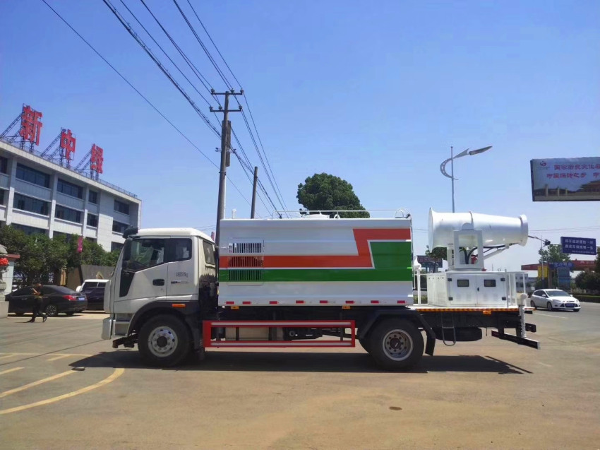 福田欧曼10立方多功能洒水抑尘车 福田欧曼10立方多功能洒水抑尘车