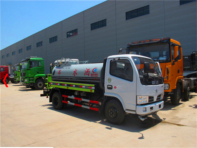 东风多利卡洒水车 东风多利卡洒水车