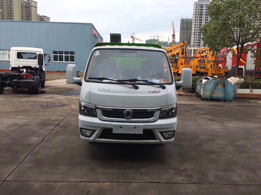 东风小型扫路车 东风小型扫路车