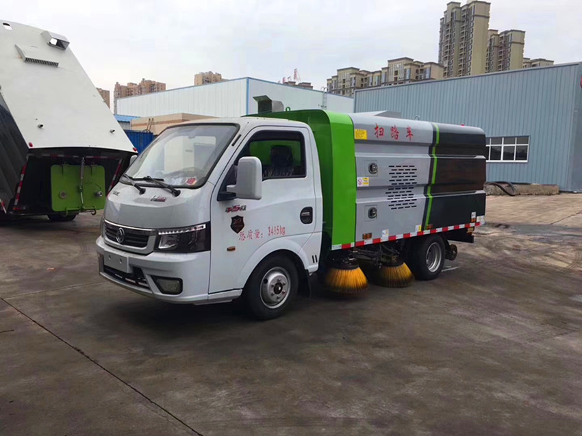 东风小型扫路车 东风小型扫路车