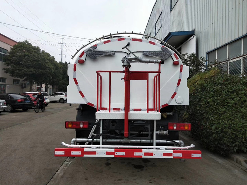 ���������ˮ����·���ѹ��ϴ��