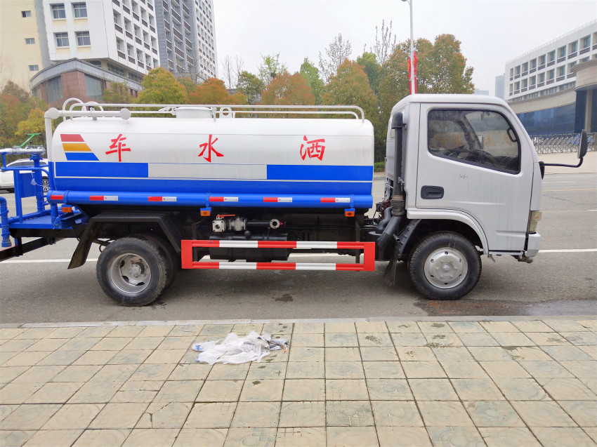 洒水车热销车型3方5方8方洒水车价格表 洒水车热销车型3方5方8方洒水车价格表
