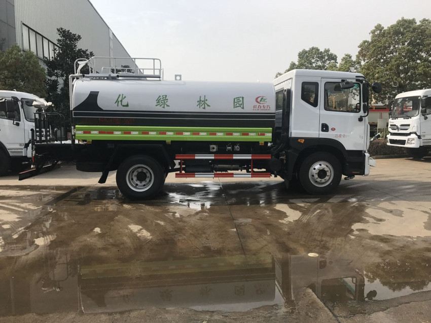 洒水车多少钱一辆 洒水车多少钱一辆