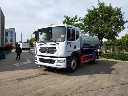 程力威牌CLW5181GSSD6型洒水车 程力威牌CLW5181GSSD6型洒水车
