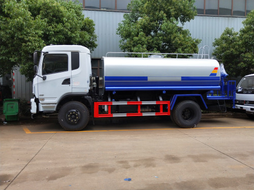 新东日牌YZR5160GSSG6型洒水车 新东日牌YZR5160GSSG6型洒水车