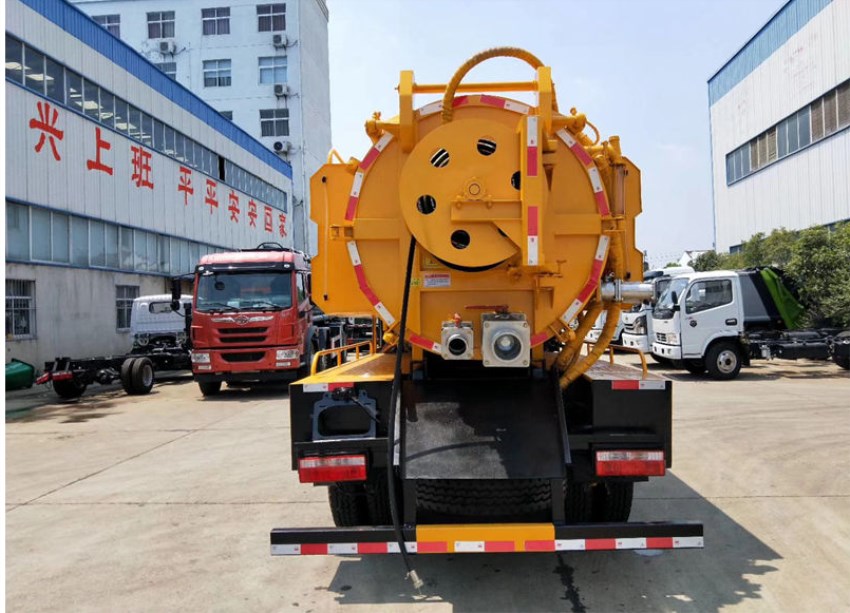 管道疏通车 管道疏通车