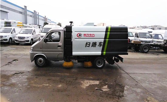 ����ɨ·����2��ɨ·���۸�-С��ɨ·������ֱ��