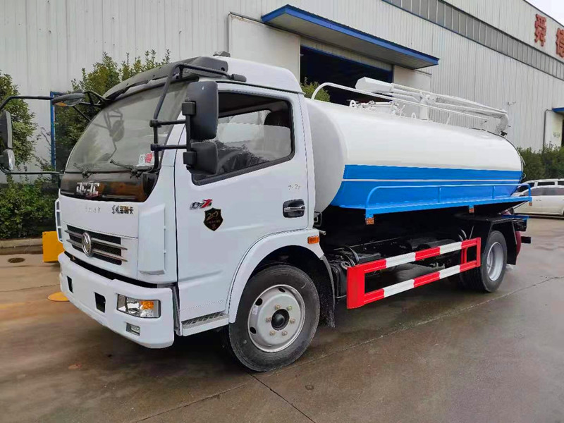 8立方吸粪车 8立方吸粪车