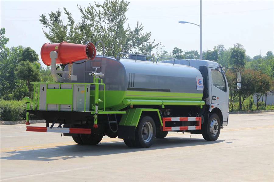 国六8吨雾炮洒水车 国六8吨雾炮洒水车