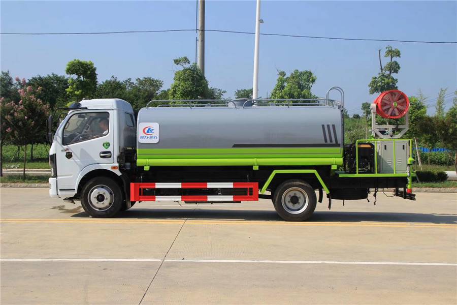 国六8吨雾炮洒水车 国六8吨雾炮洒水车