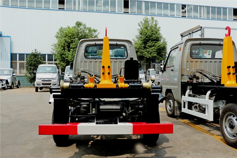 ����Ԧ��2-3��С�͹�������-2-3��С�͹�������