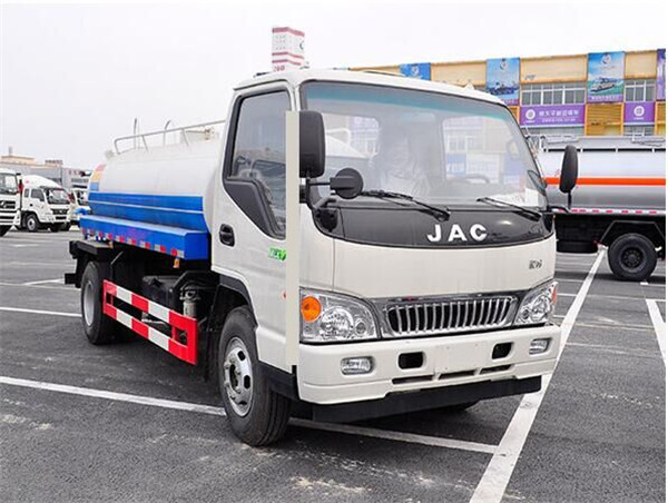 江淮骏铃5吨洒水车 江淮骏铃5吨洒水车