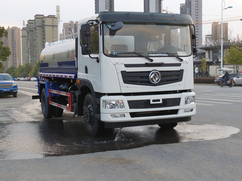 公路洒水车价格 公路洒水车价格