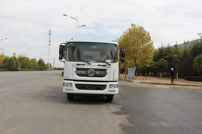 15吨洒水车 15吨洒水车