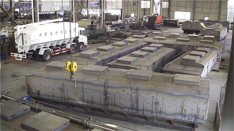 散装饲料运输车 散装饲料运输车