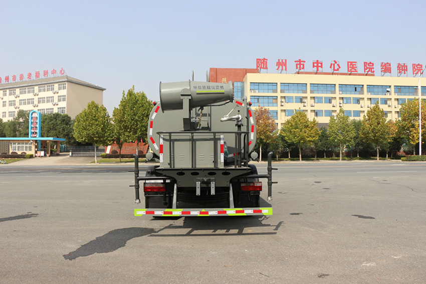 东风洒水车 东风洒水车