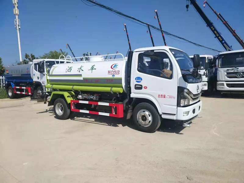 国六东风多利卡5吨洒水车 朝柴130马力 工地必备 无税包送可分期 国六东风多利卡5吨洒水车 朝柴130马力 工地必备 无税包送可分期