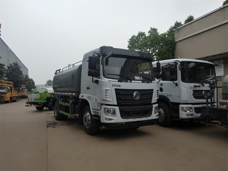 12吨洒水车 12吨洒水车