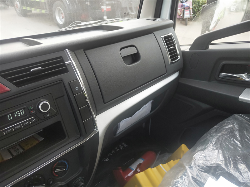 5方洒水车 5方洒水车