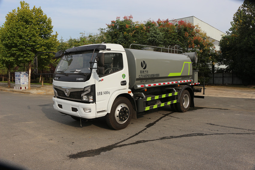 雾炮洒水车 雾炮洒水车