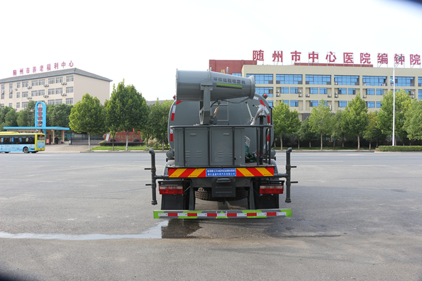 雾炮洒水车 雾炮洒水车