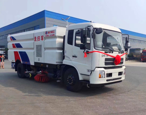 18吨洗扫车 18吨洗扫车