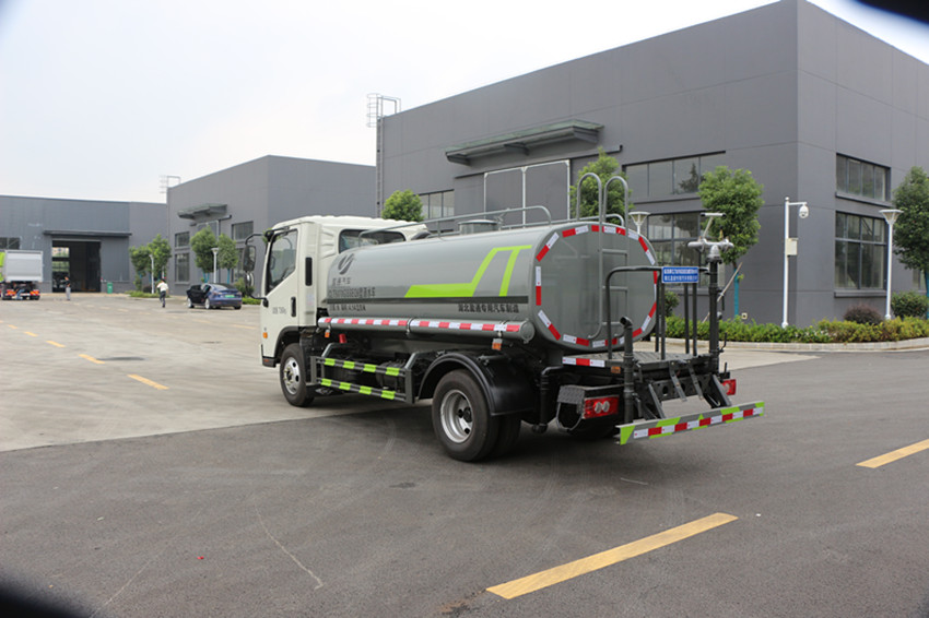 福田洒水车 福田洒水车