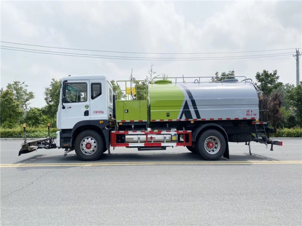 国六东风D9高压洒水车 国六东风D9高压洒水车