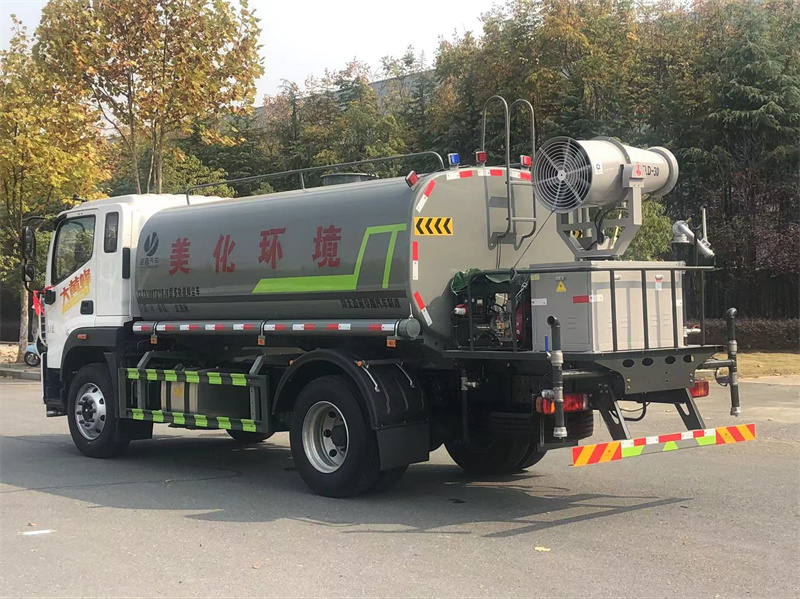 福田12方雾炮洒水车 福田12方雾炮洒水车