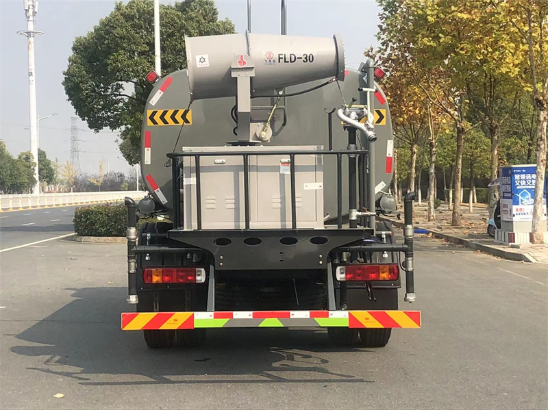 福田12方雾炮洒水车 福田12方雾炮洒水车